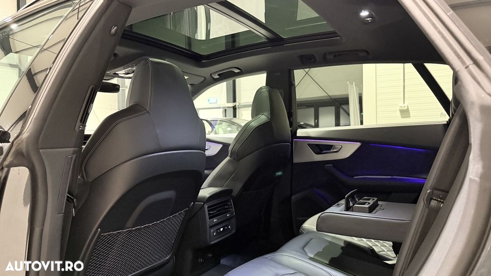 Audi Q8 60 TFSIe quattro tiptronic competition plus - 29