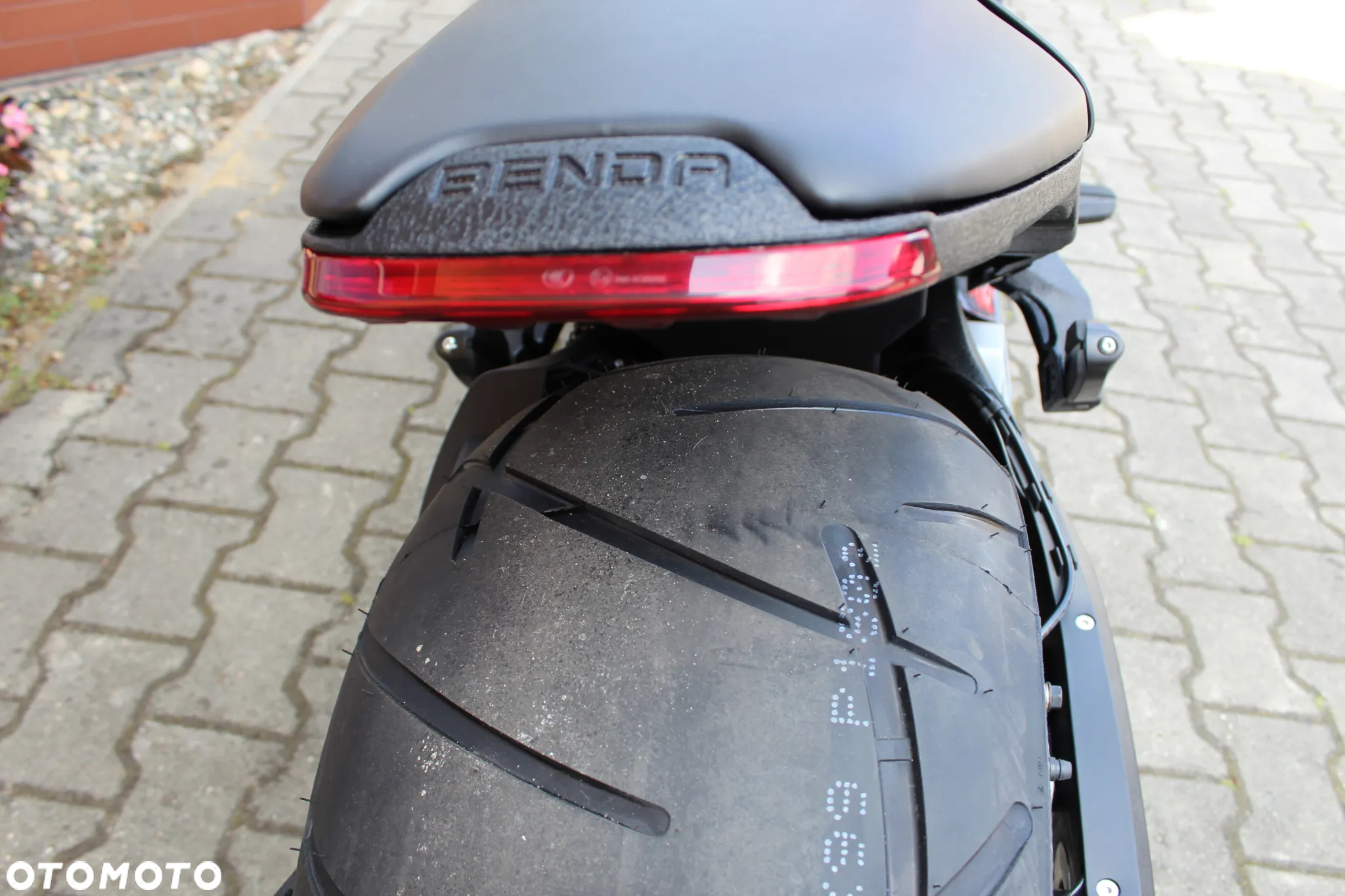 Benda LFC 700 - 25