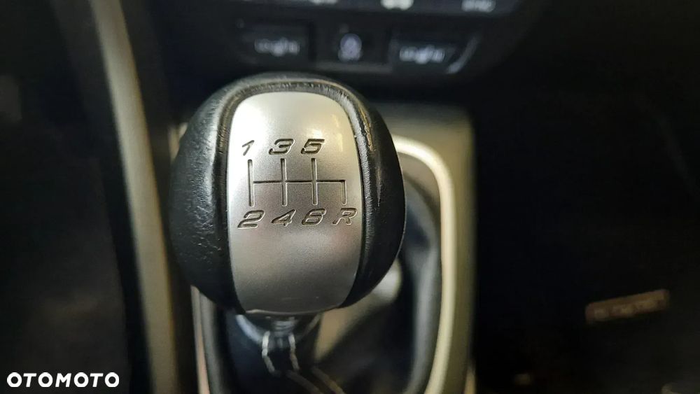 Honda Civic 1.8 Elegance - 26