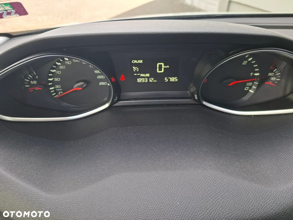 Peugeot 308 1.6 BlueHDi Business Line S&S - 18