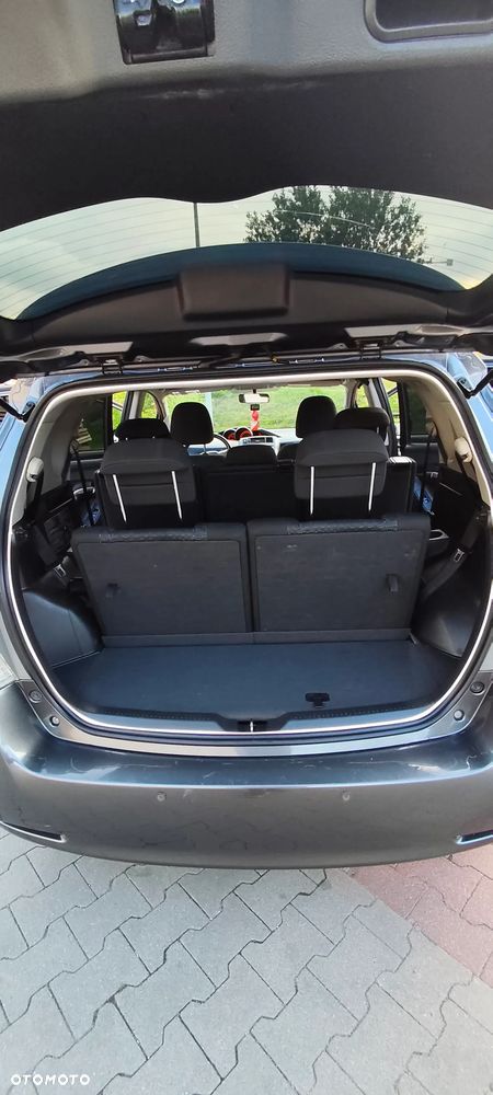 Toyota Verso 1.8 Sol 7os MS - 21