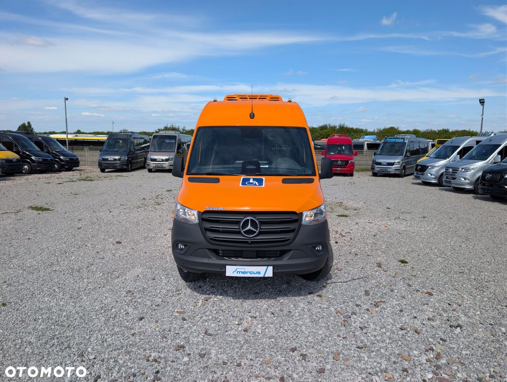 Mercedes-Benz Sprinter 519 - 13