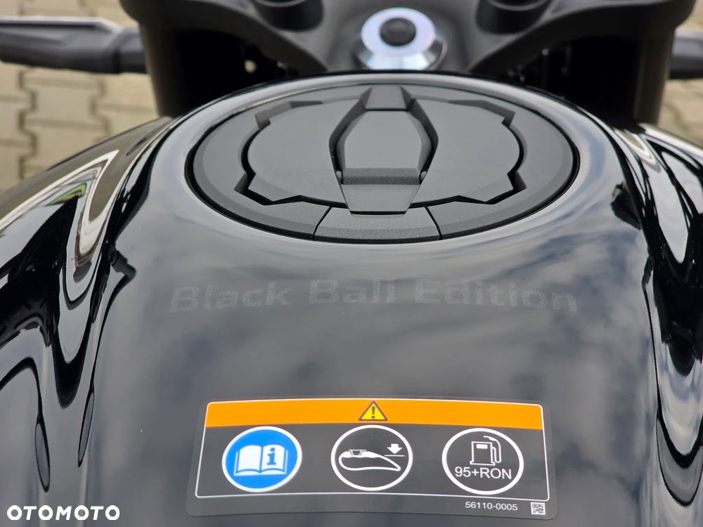 Kawasaki Z 900 RS - 8