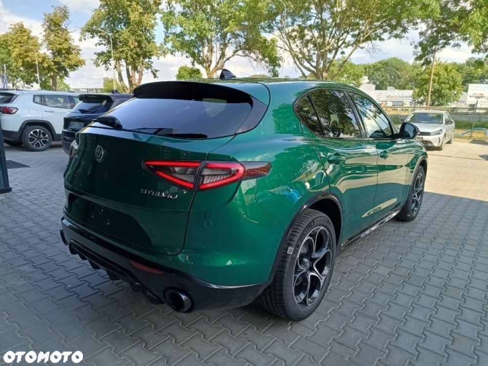 Alfa Romeo Stelvio - 7