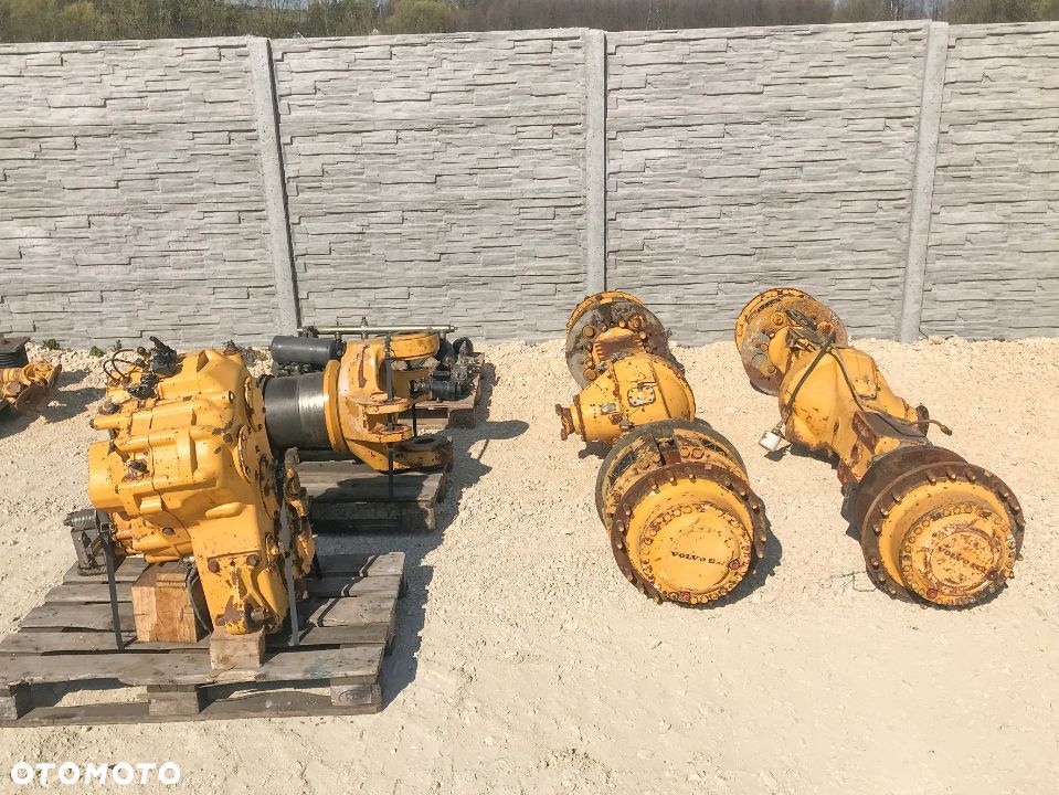 Wozidło Volvo A30D A25C Części Most Zwolnica Wkład Skrzynia Silnik Przegub Siłownik A30C A25D - 13