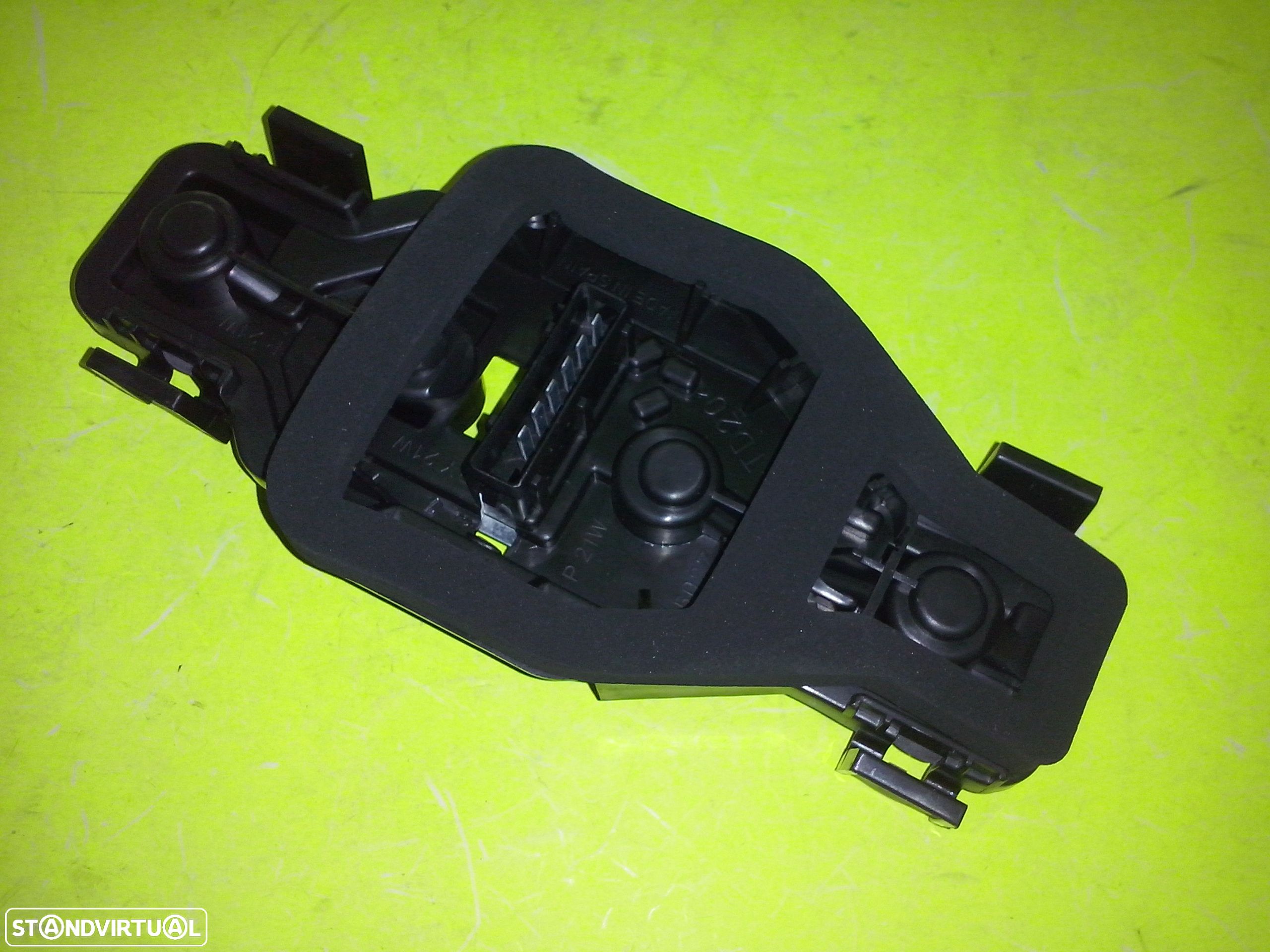 Suporte Placa lampadas farolim trás Peugeot Partner Citroen Berlingo NOVO - 1