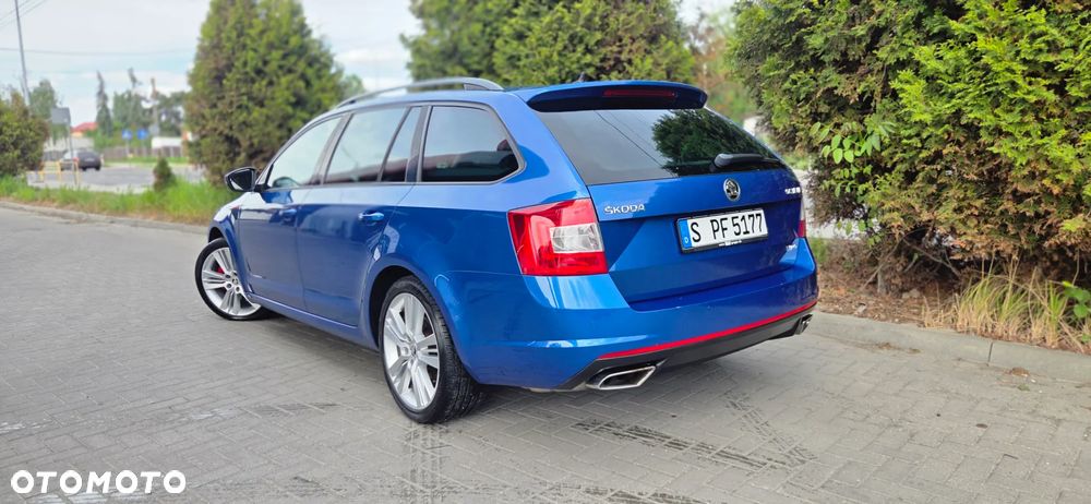 Skoda Octavia 2.0 TDI DSG RS - 16