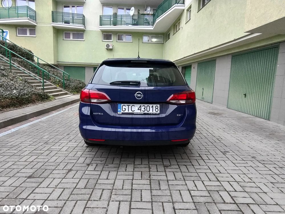 Opel Astra 1.6 CDTI Enjoy - 8