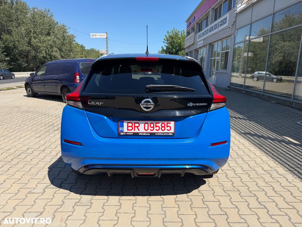 Nissan LEAF - 5