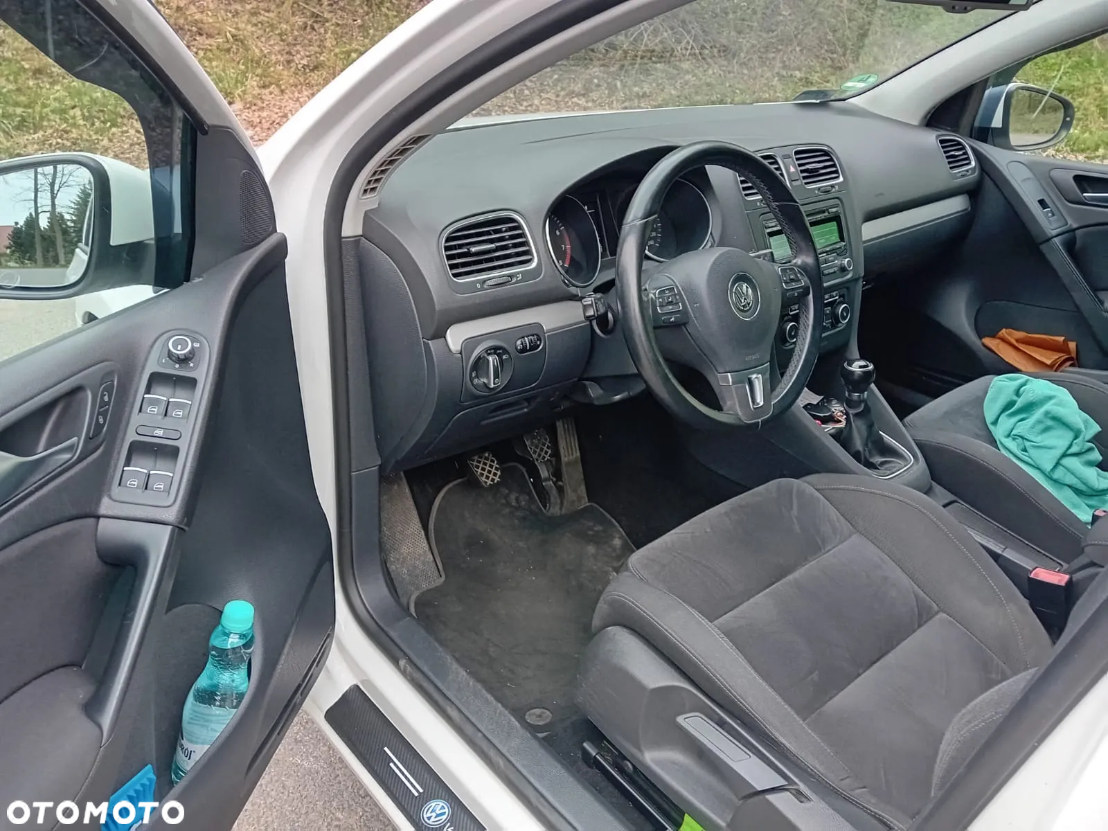 Volkswagen Golf - 6
