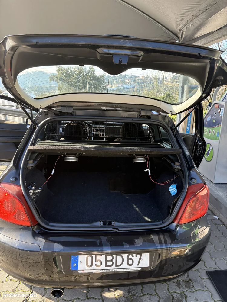 Peugeot 307 HDi 110 OXYGO - 11