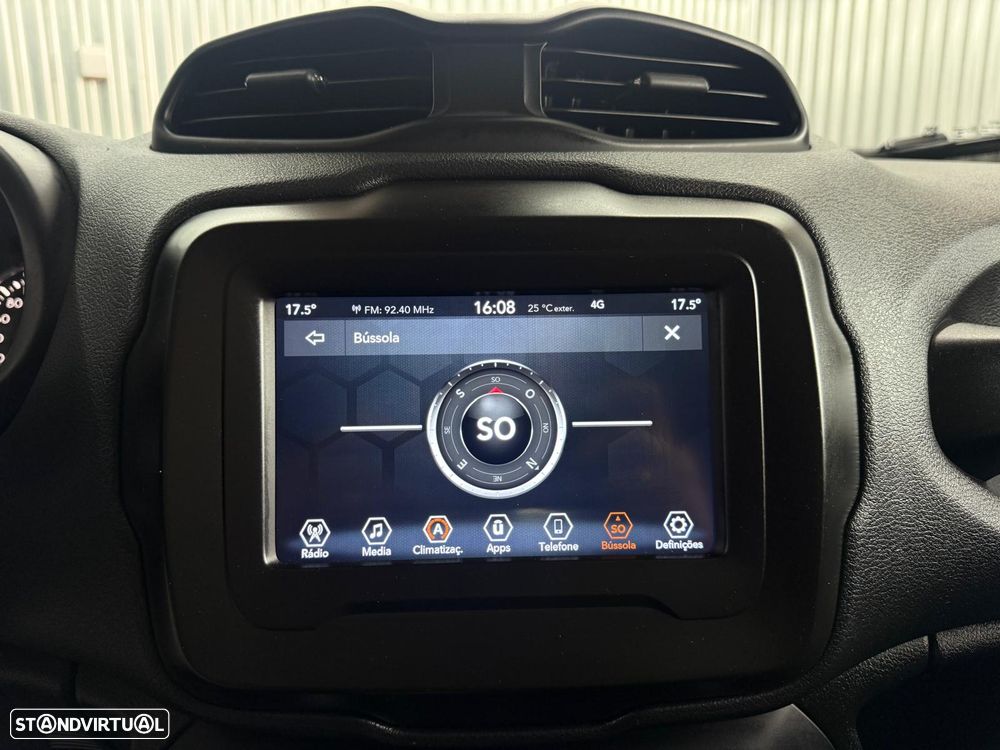 Jeep Renegade 1.3 T Night Eagle DCT - 11
