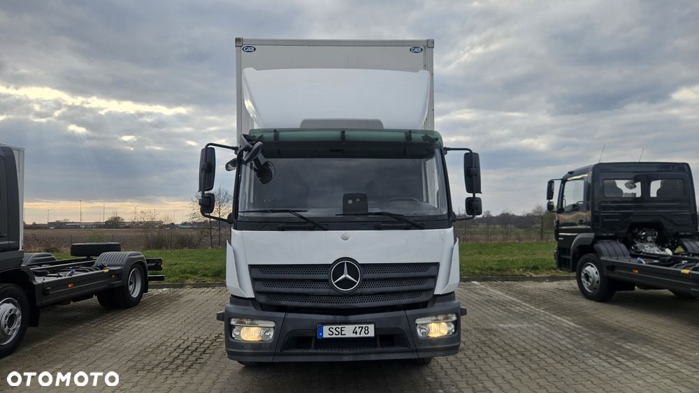 Mercedes-Benz Atego 1524 Silnik 6 cylindrów - 2