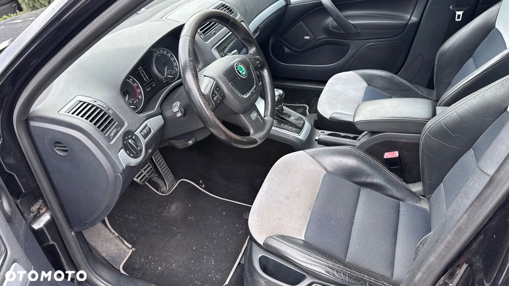 Skoda Octavia 2.0 TDI RS DSG - 19