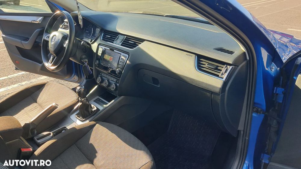 Skoda Octavia 1.6 TDI (Green tec) Style - 10