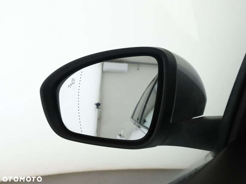Renault Megane ENERGY TCe 205 EDC GT - 39