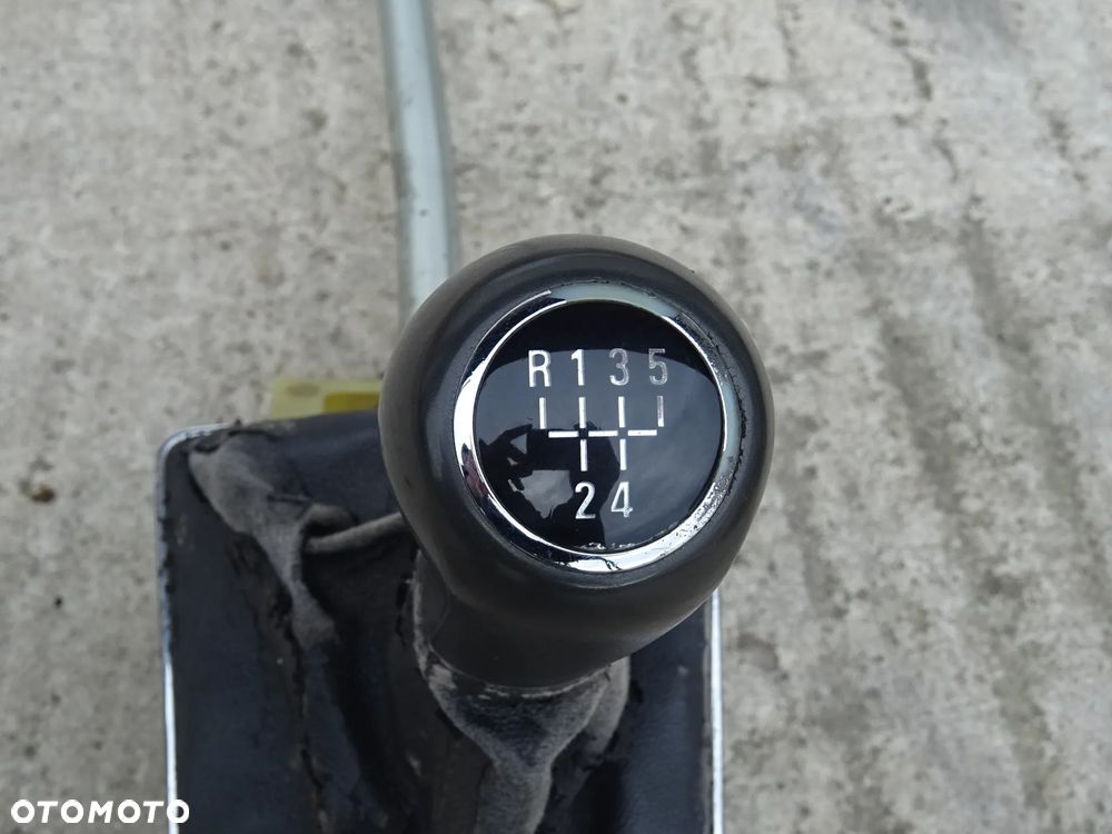 LEWAREK ZMIANY 5 BIEGÓW MECHANIZM GAŁKA DRĄŻEK OPEL ASTRA H 1,7 D 1,2 1,4 1,6 1,8 - 3
