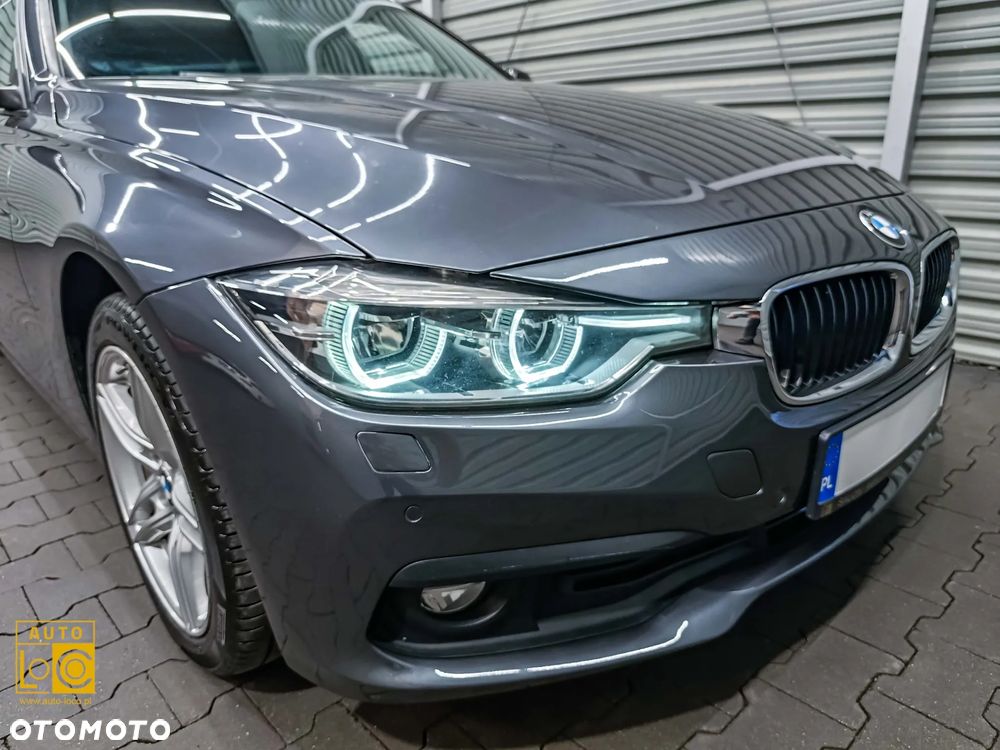 BMW Seria 3 318d Sport Line - 34