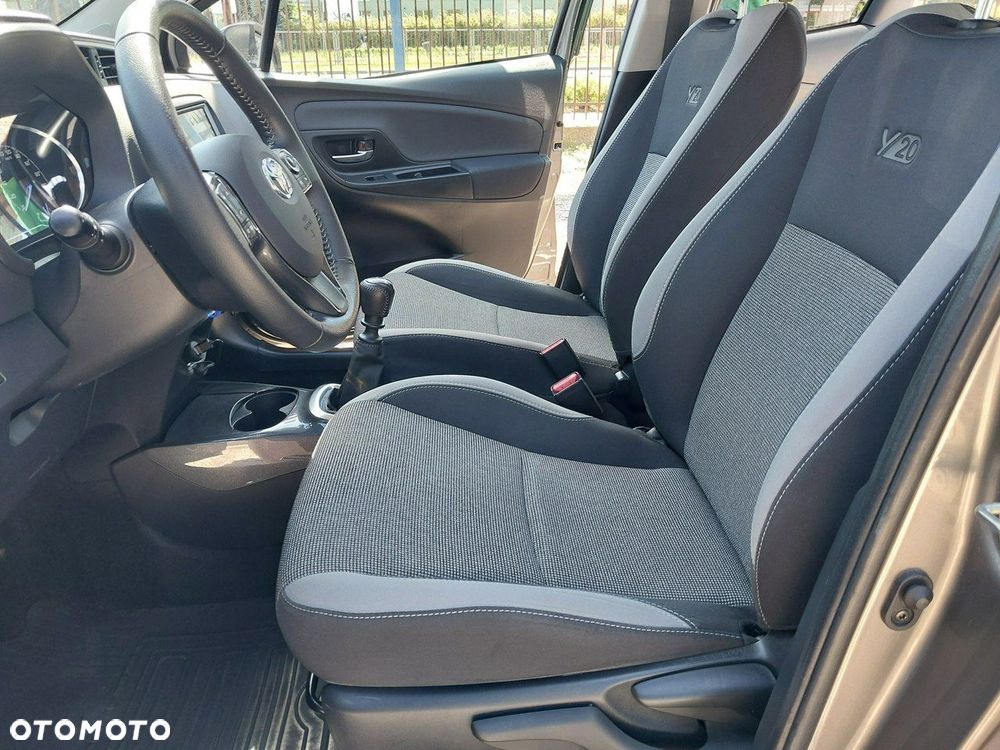 Toyota Yaris 1.5 20th Anniversary - 21