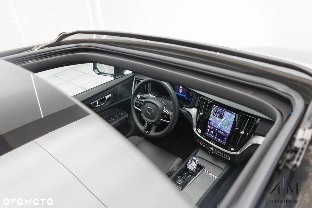 Volvo S60 B5 B AWD Ultimate Dark - 25