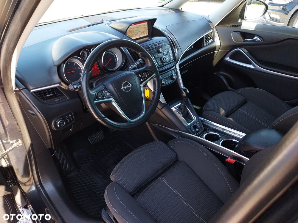 Opel Zafira 2.0 CDTI Enjoy EU6 - 9
