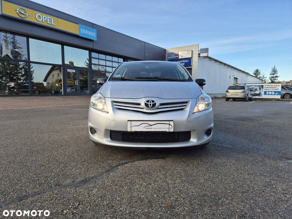 Toyota Auris 1.6 Comfort - 2