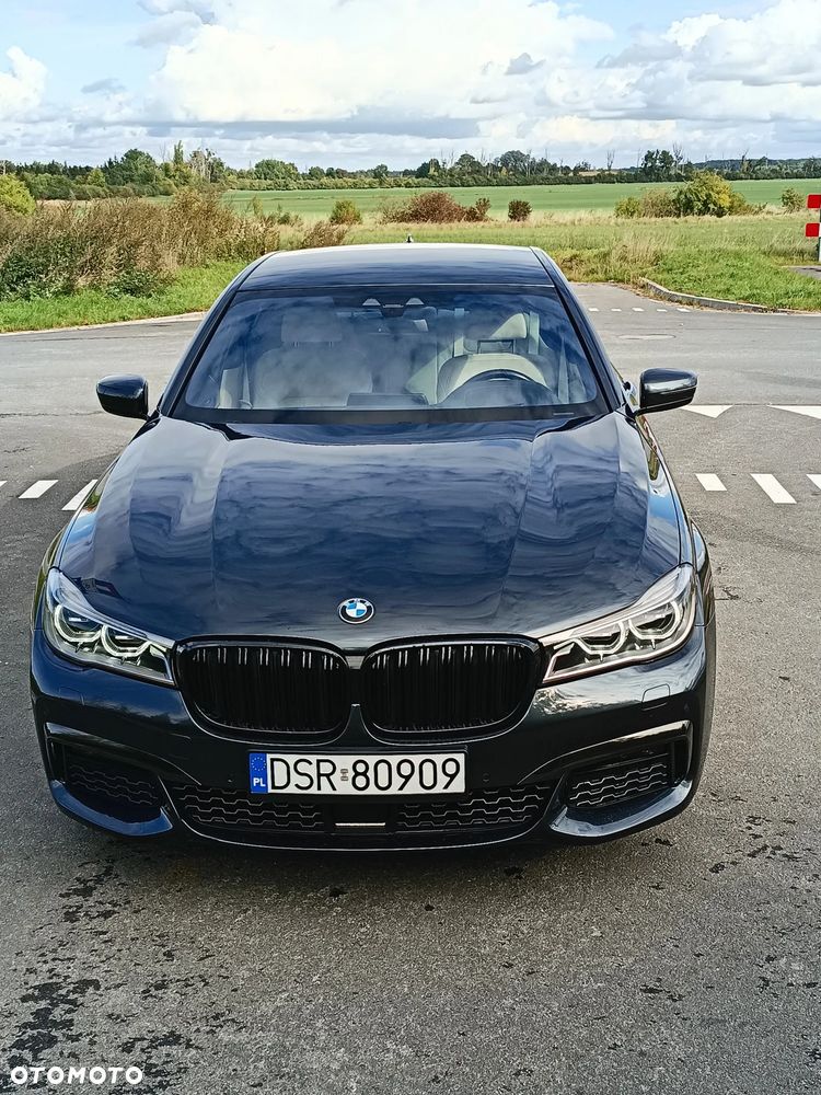 BMW Seria 7 2018 photo 4
