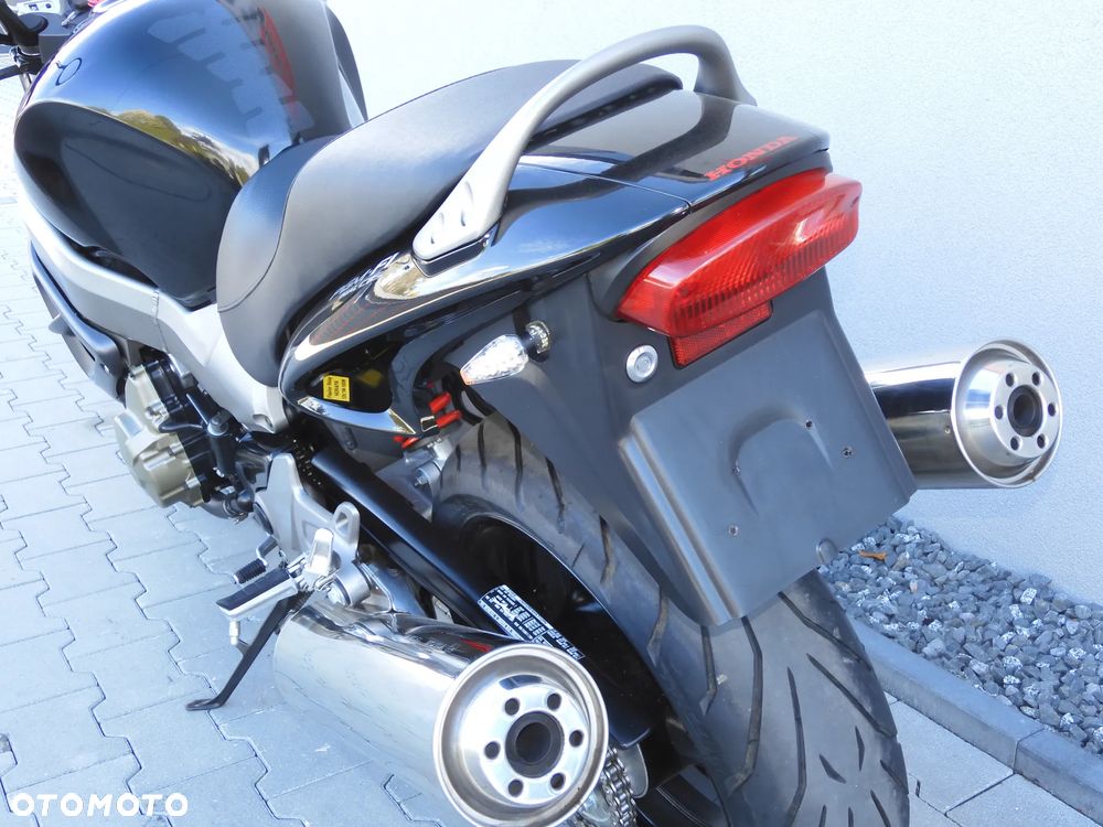 Honda X11 - 30