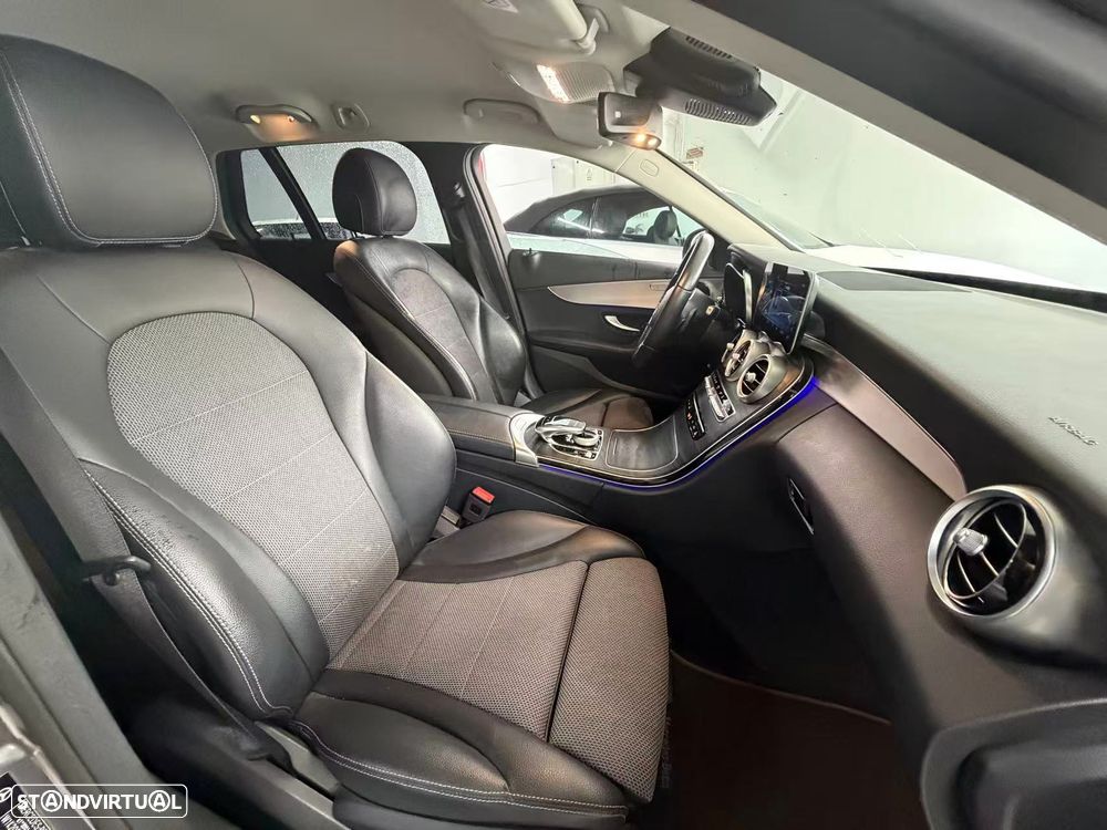 Mercedes-Benz C 300 BlueTEC Hybrid AMG Line - 11