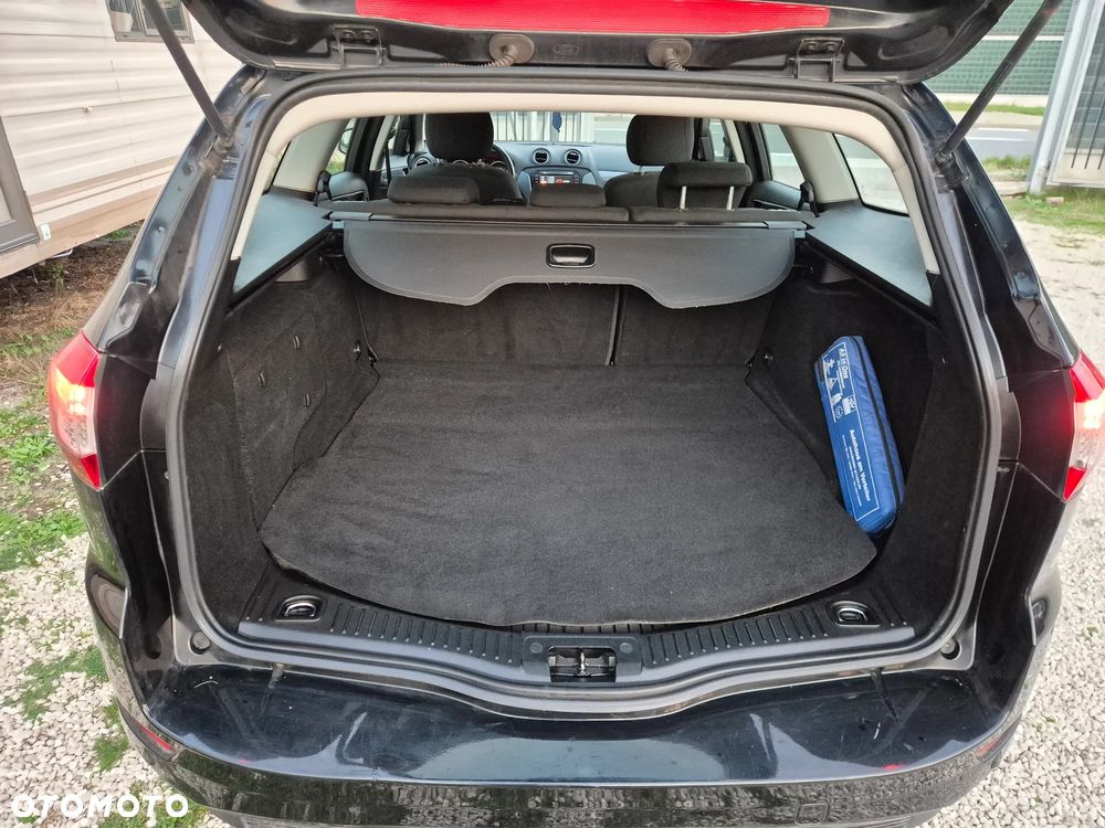 Ford Mondeo 2.0 TDCi Titanium - 14