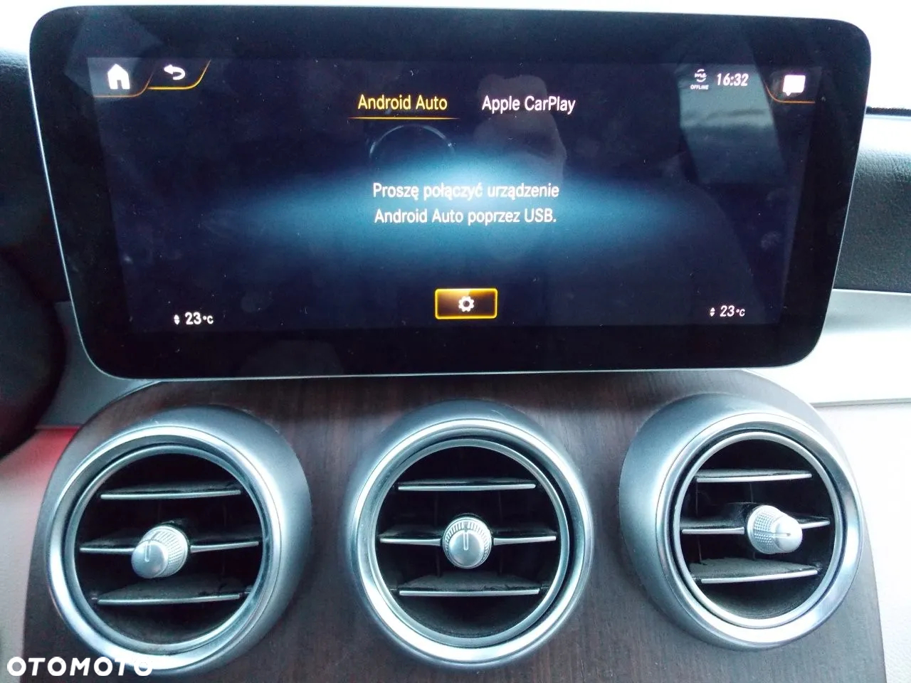 Mercedes-Benz GLC 300 4Matic 9G-TRONIC AMG Line Plus - 38
