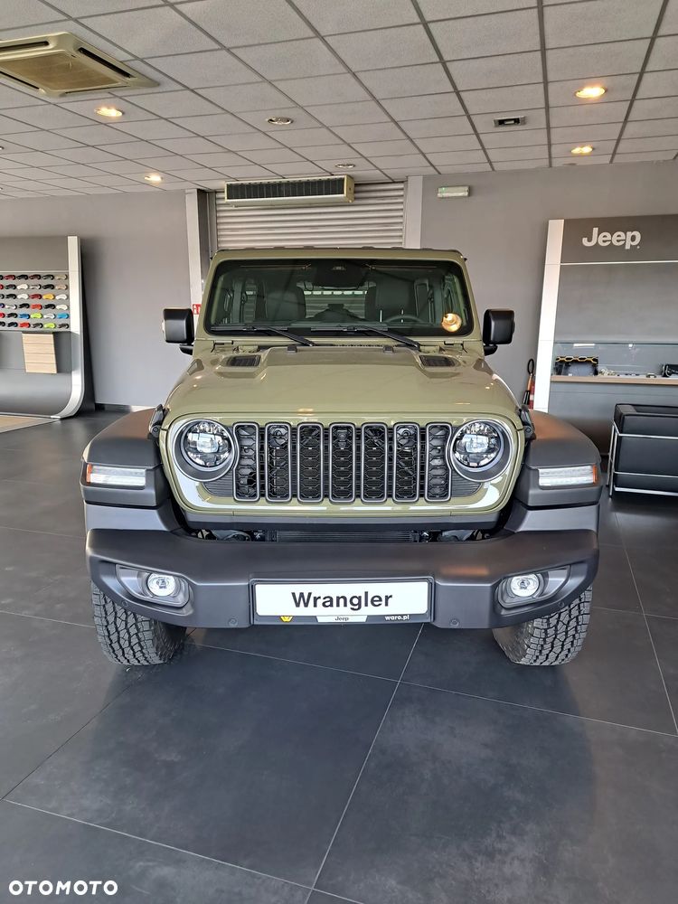 Jeep Wrangler - 4