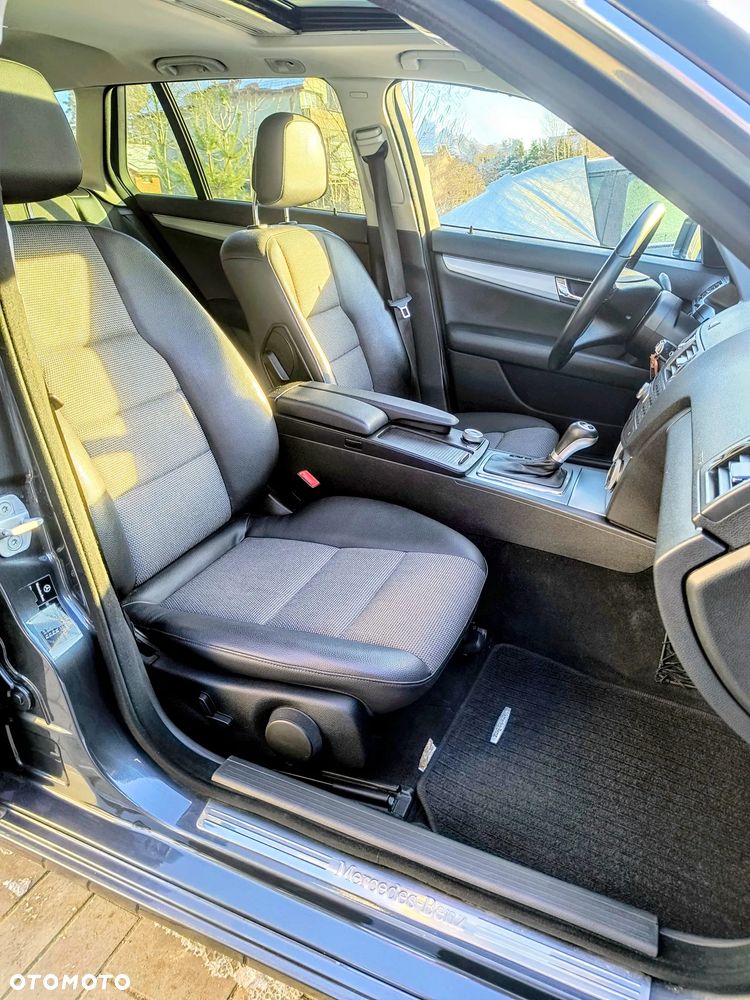Mercedes-Benz Klasa C 180 CGI Automatik BlueEFFICIENCY Avantgarde - 8