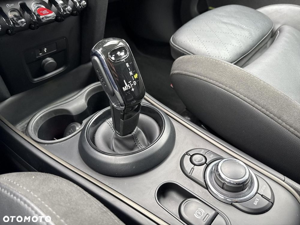 MINI Countryman - 16