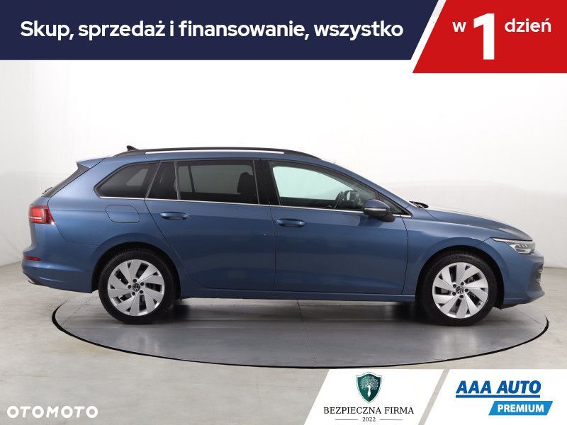 Volkswagen Golf Variant - 8