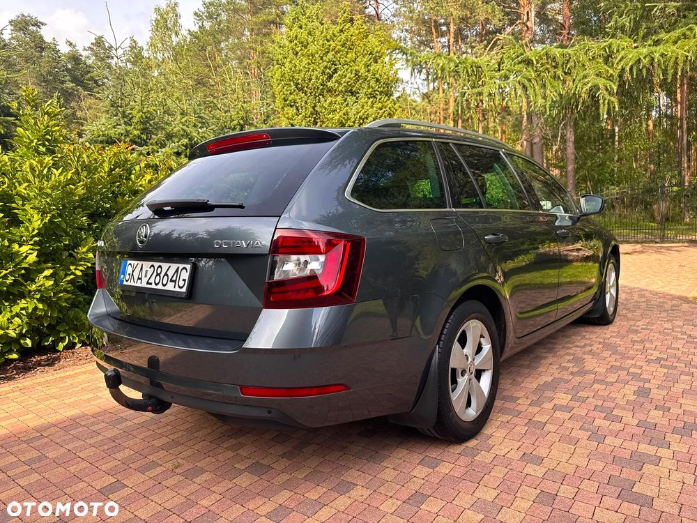 Skoda Octavia 1.5 TSI ACT Style DSG - 6