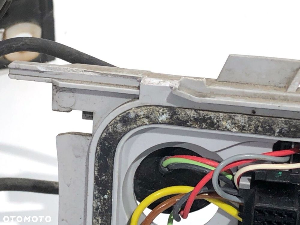 REFLEKTOR LEWY PRZÓD XENON  BMW 3 Compact (E46) 2001 - 2005 316 ti 85 kW [115 KM] benzyna 2002 - - 4