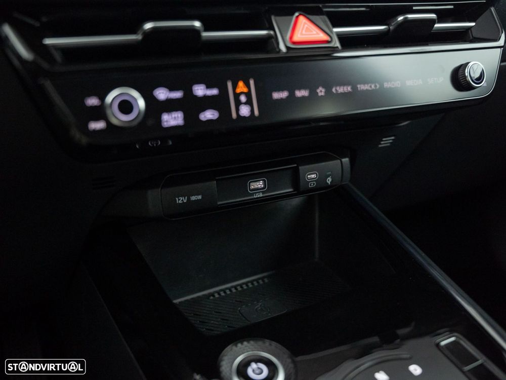 Kia Niro EV 64kWh Tech - 29