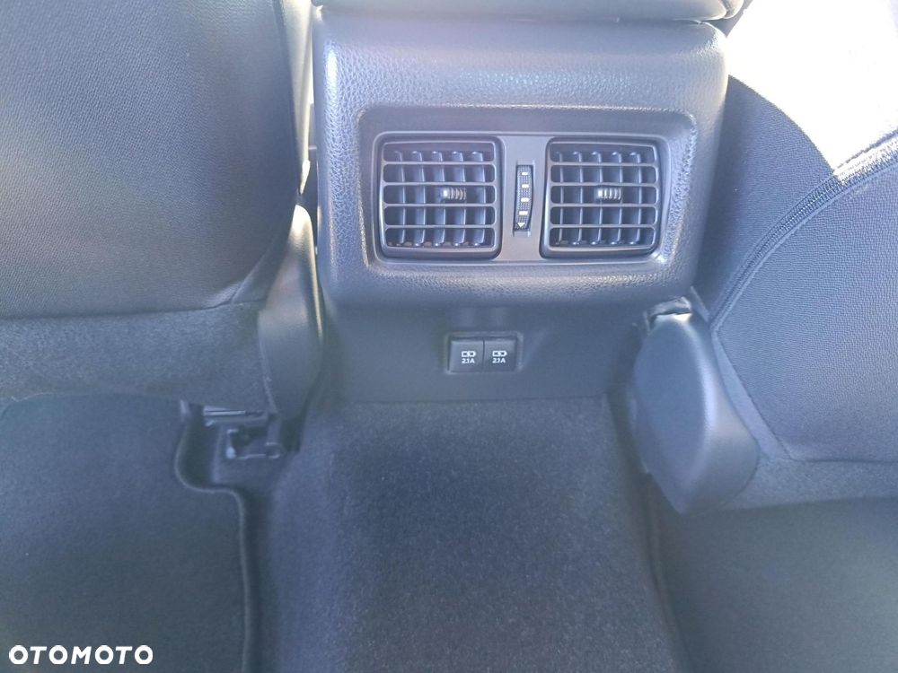 Toyota Camry 2.5 Hybrid Prestige CVT - 25