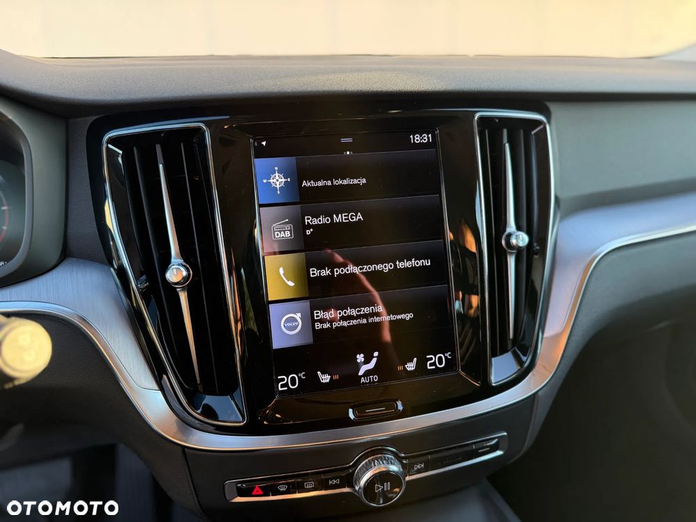 Volvo V60 B4 D Geartronic Momentum - 19