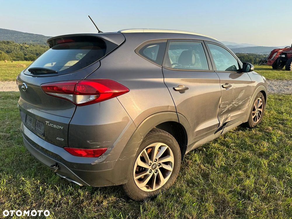 Hyundai Tucson 2.0 CRDi 4WD Advantage - 4