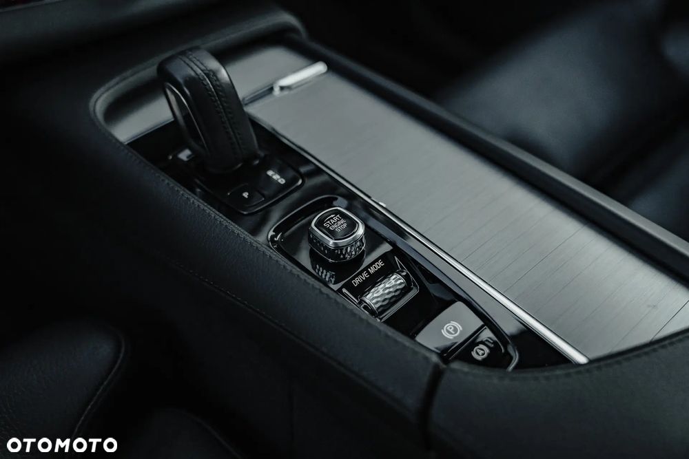 Volvo XC 90 T8 AWD Twin Engine Geartronic RDesign - 20