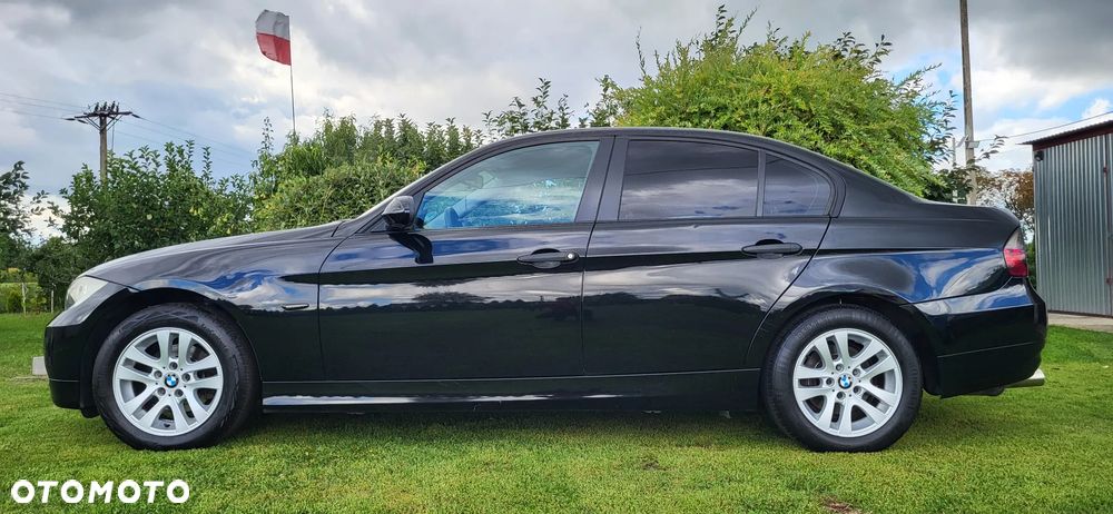 BMW Seria 3 320i - 3