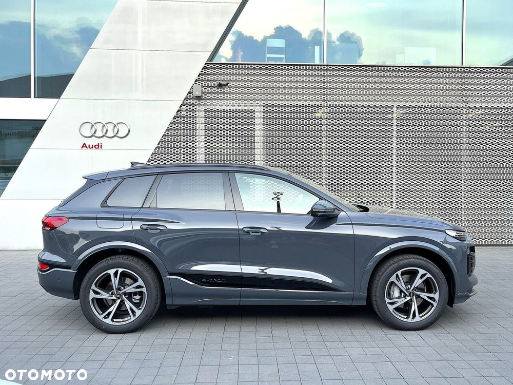 Audi Q6 e-tron - 7