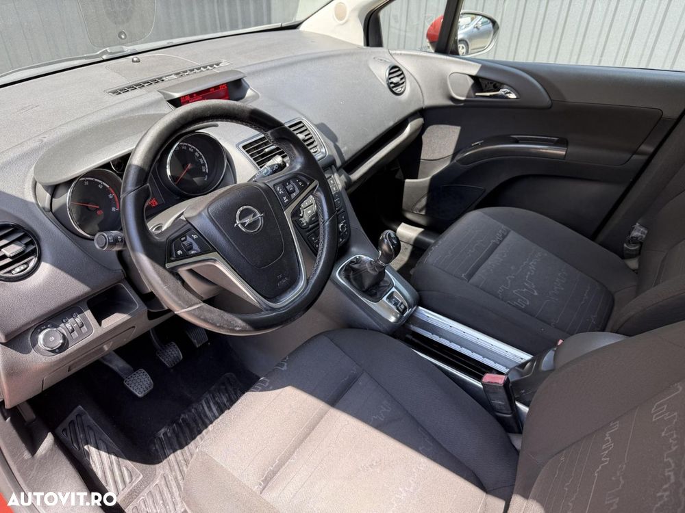 Opel Meriva - 9