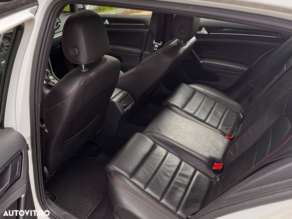 Volkswagen Golf 2.0 TSI BMT DSG GTI - 5