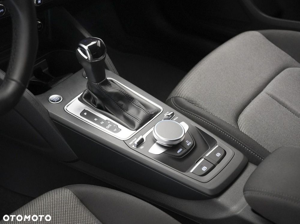 Audi Q2 - 19
