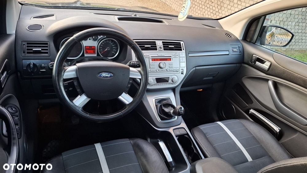 Ford Kuga 2.0 TDCi Titanium - 8