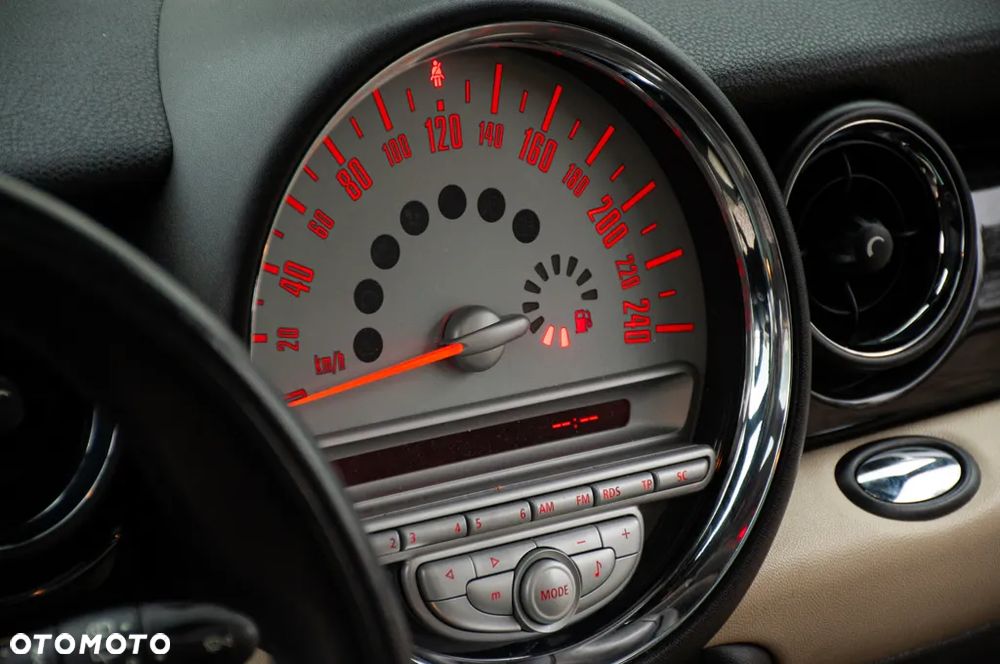 MINI Cooper S 50 Camden - 27