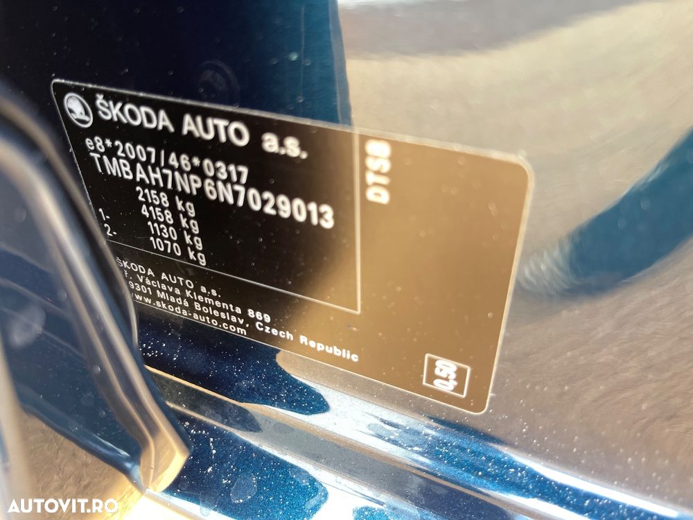 Skoda Superb 2.0 TDI DSG Premium Edition - 40